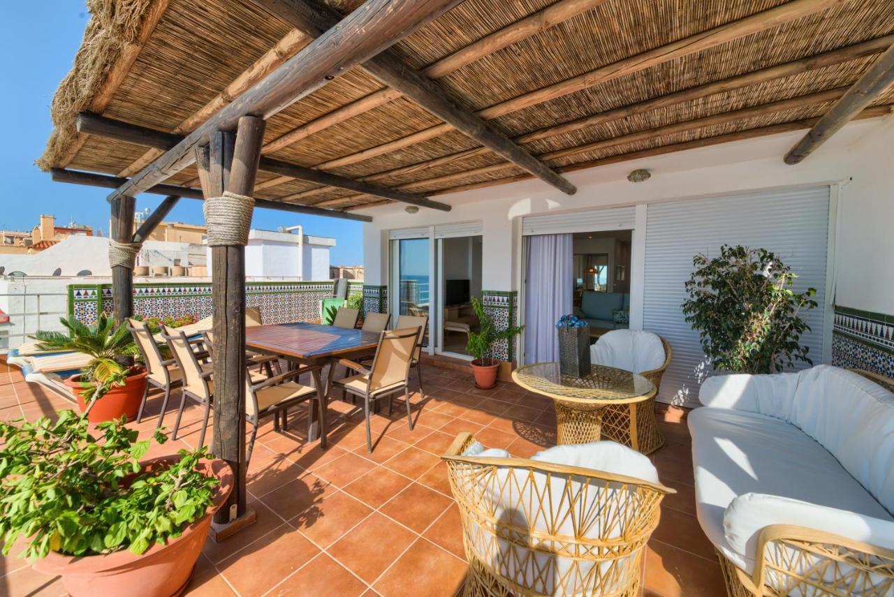 Holidays2Fuengirola Duplex With Stunning Sea View, Terraces,1St Line Beside Port Экстерьер фото