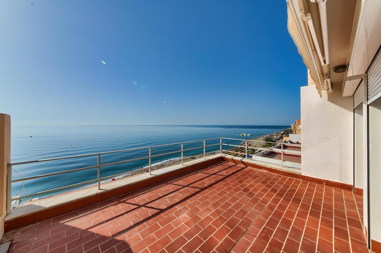 Holidays2Fuengirola Duplex With Stunning Sea View, Terraces,1St Line Beside Port Экстерьер фото