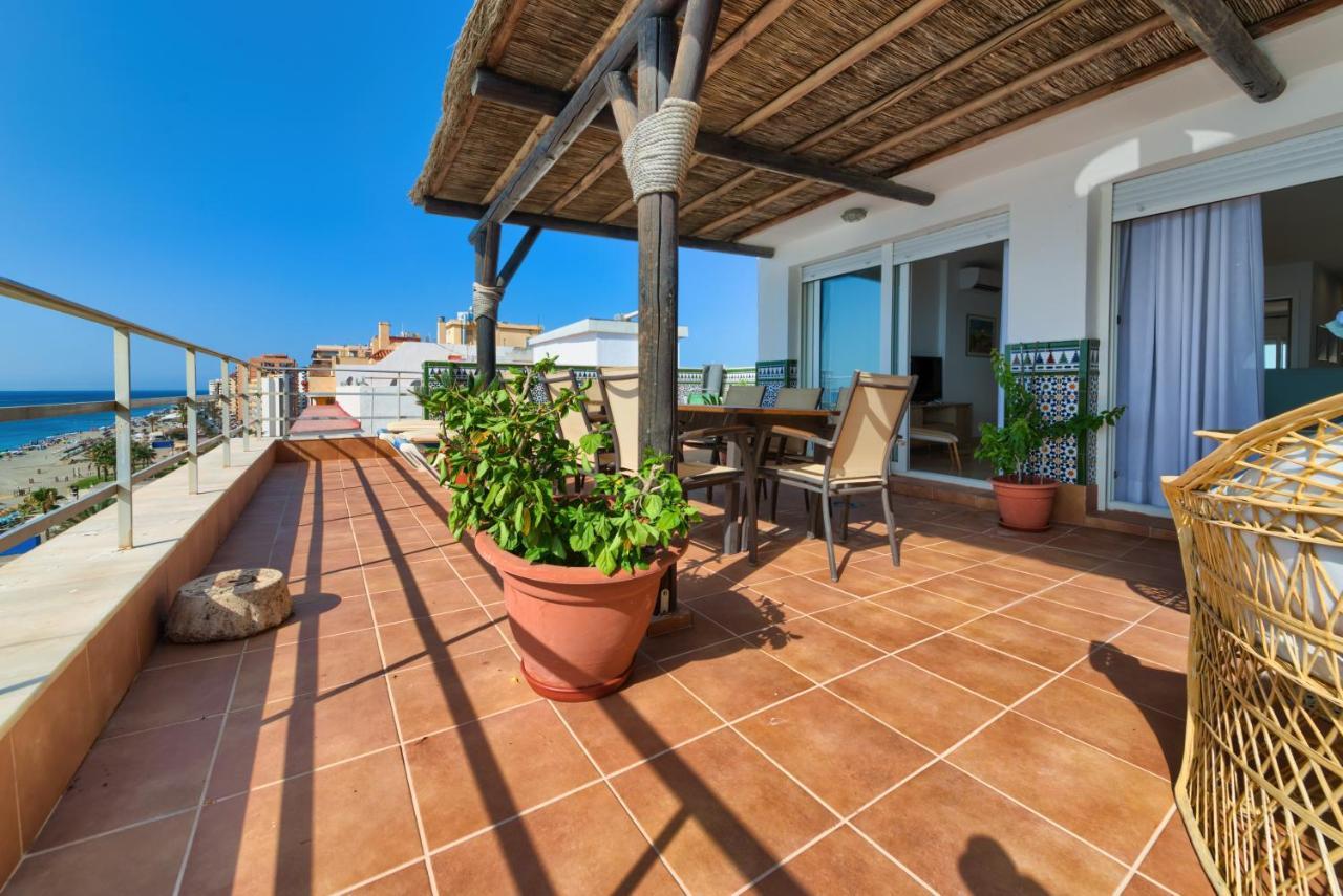 Holidays2Fuengirola Duplex With Stunning Sea View, Terraces,1St Line Beside Port Экстерьер фото